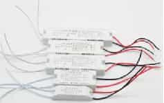 Ультратонкий блок питания для LED (12Вт, 12В, 1А, пластиковый корпус, с проводом)