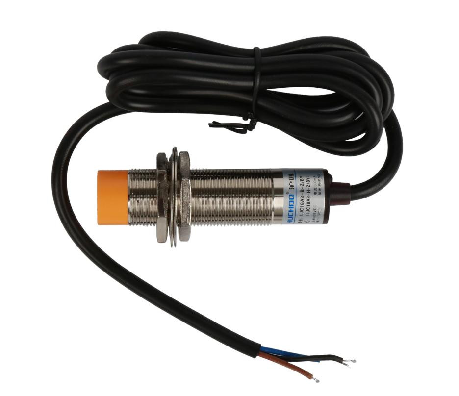Емкостный датчик LJC18A3-H-Z/BY PNP (1-10 мм, NO, DC 6-36В, 300 мА)